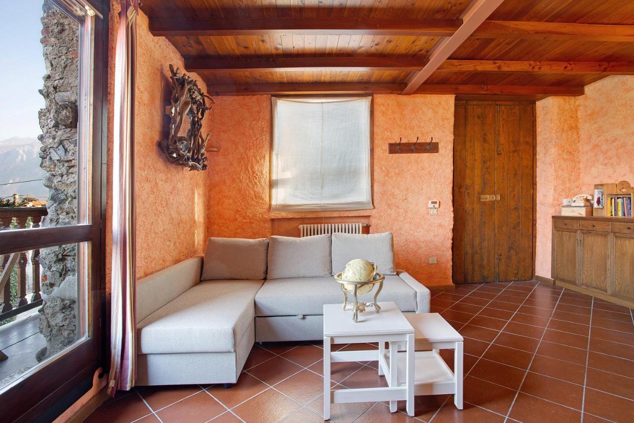 ベッラージョ Cascina Taronicoヴィラ エクステリア 写真